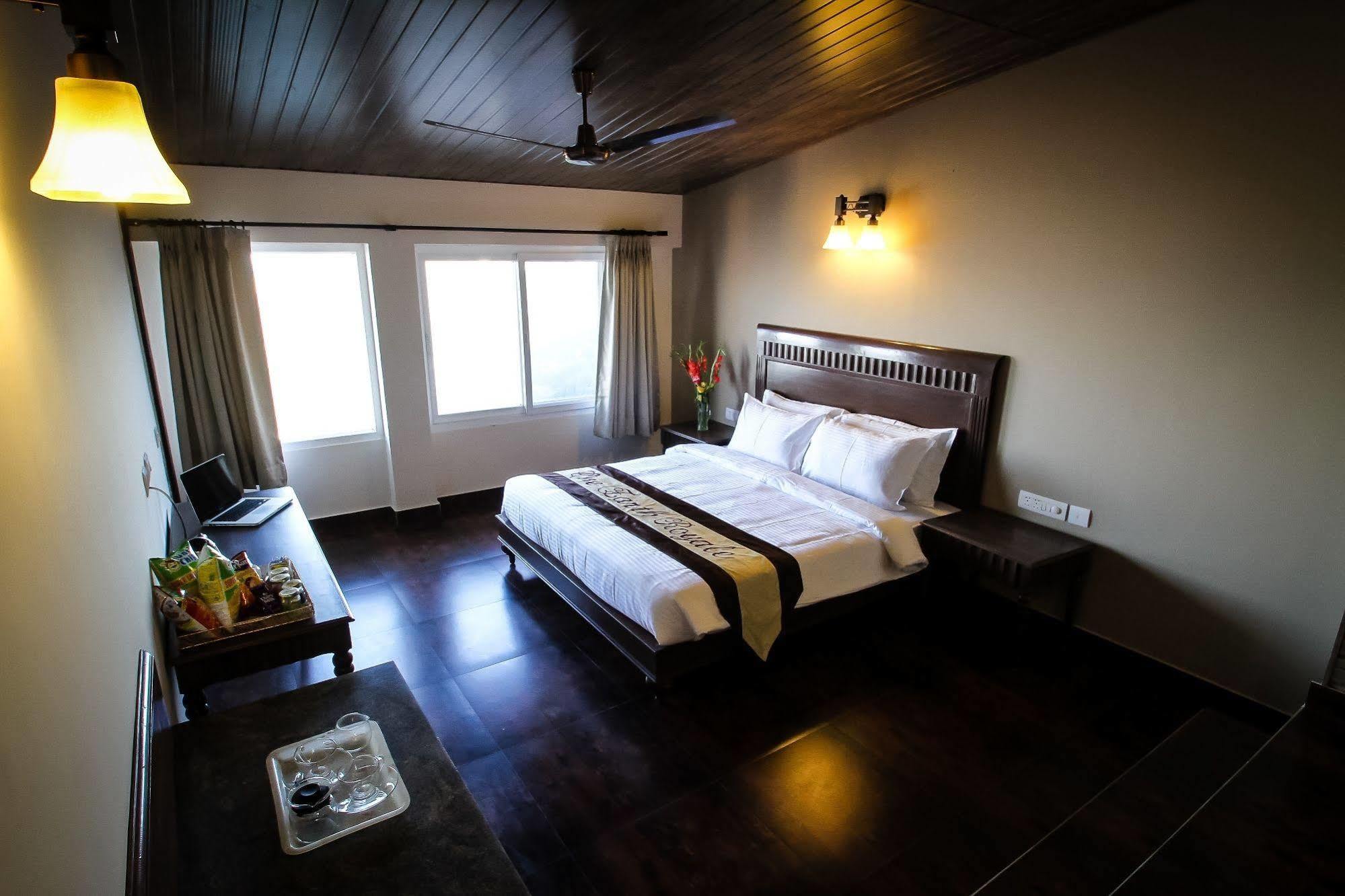 One Earth Royale Boutique Hotel Mussoorie Exterior foto